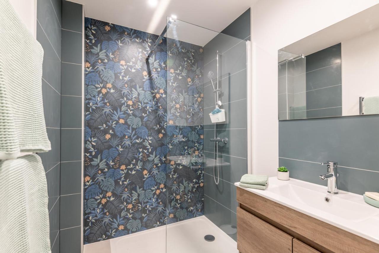 Homey Lotus Centre / Proche Gare Avec Acces A Geneve Анмас Екстериор снимка