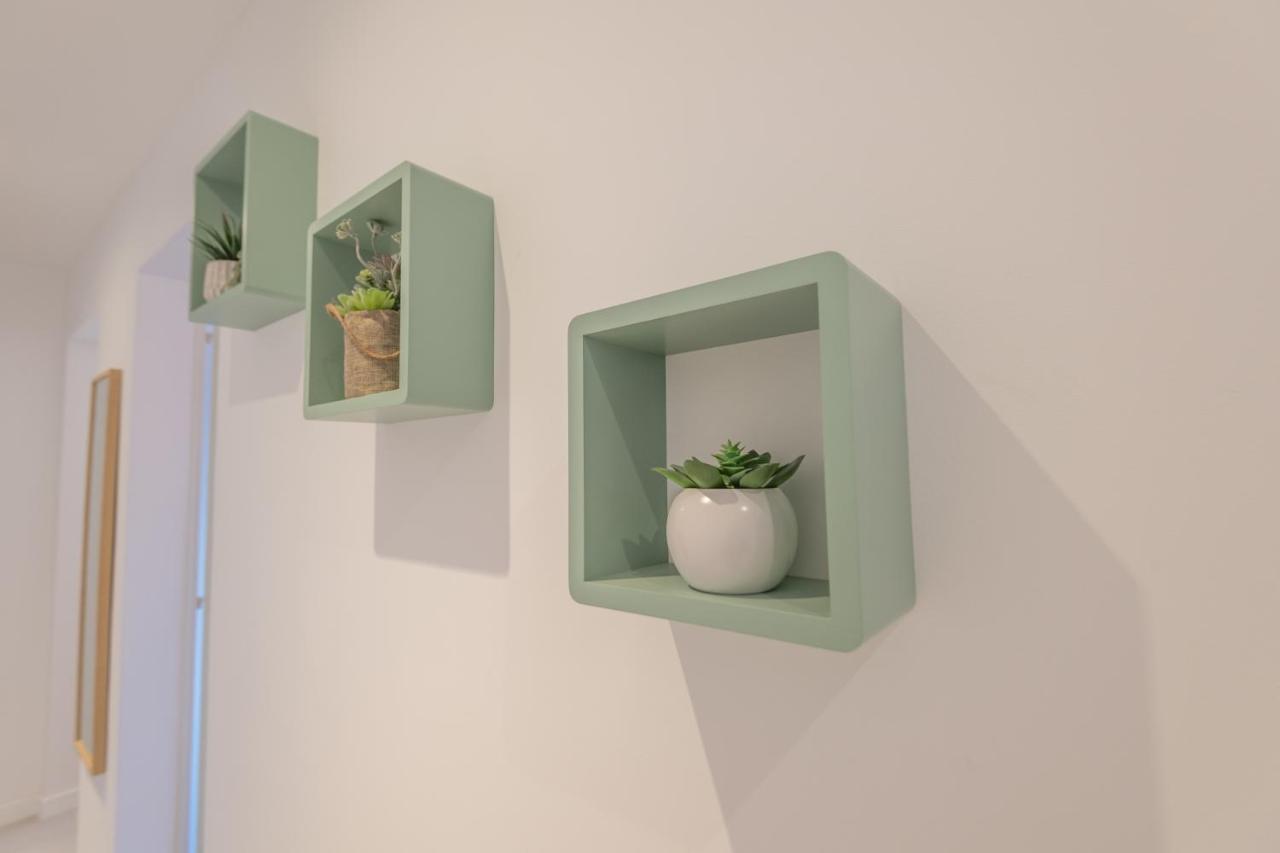 Homey Lotus Centre / Proche Gare Avec Acces A Geneve Анмас Екстериор снимка