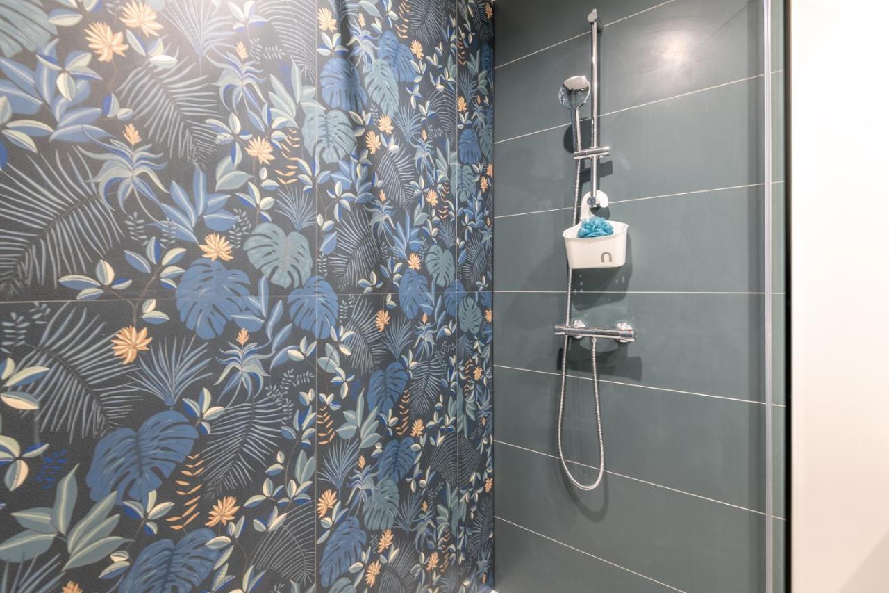 Homey Lotus Centre / Proche Gare Avec Acces A Geneve Анмас Екстериор снимка